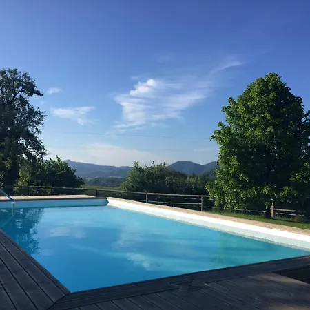 Na Skaluc - Country Estate & Glamping Farm stay Trobni Dol