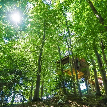 Feriegård Na Skaluc - Country Estate & Glamping Trobni Dol